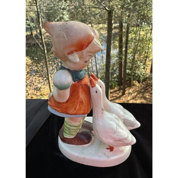Arnart 5th Avenue Hand Painted Vintage Girl feeding geese made in Japan -S84 - Picture 4 of 11